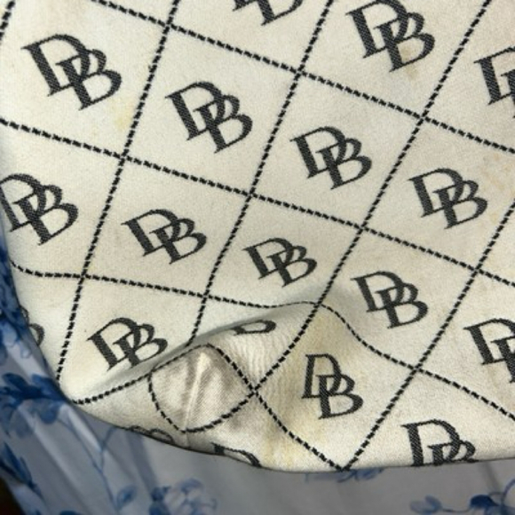 Dooney & Bourke White Black Quilt Logo Canvas Shoulder Bag Handbag Tote - Picture 8 of 14